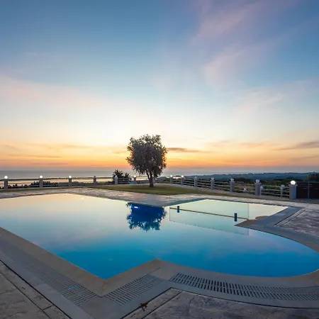 Mediterranean View Vila *